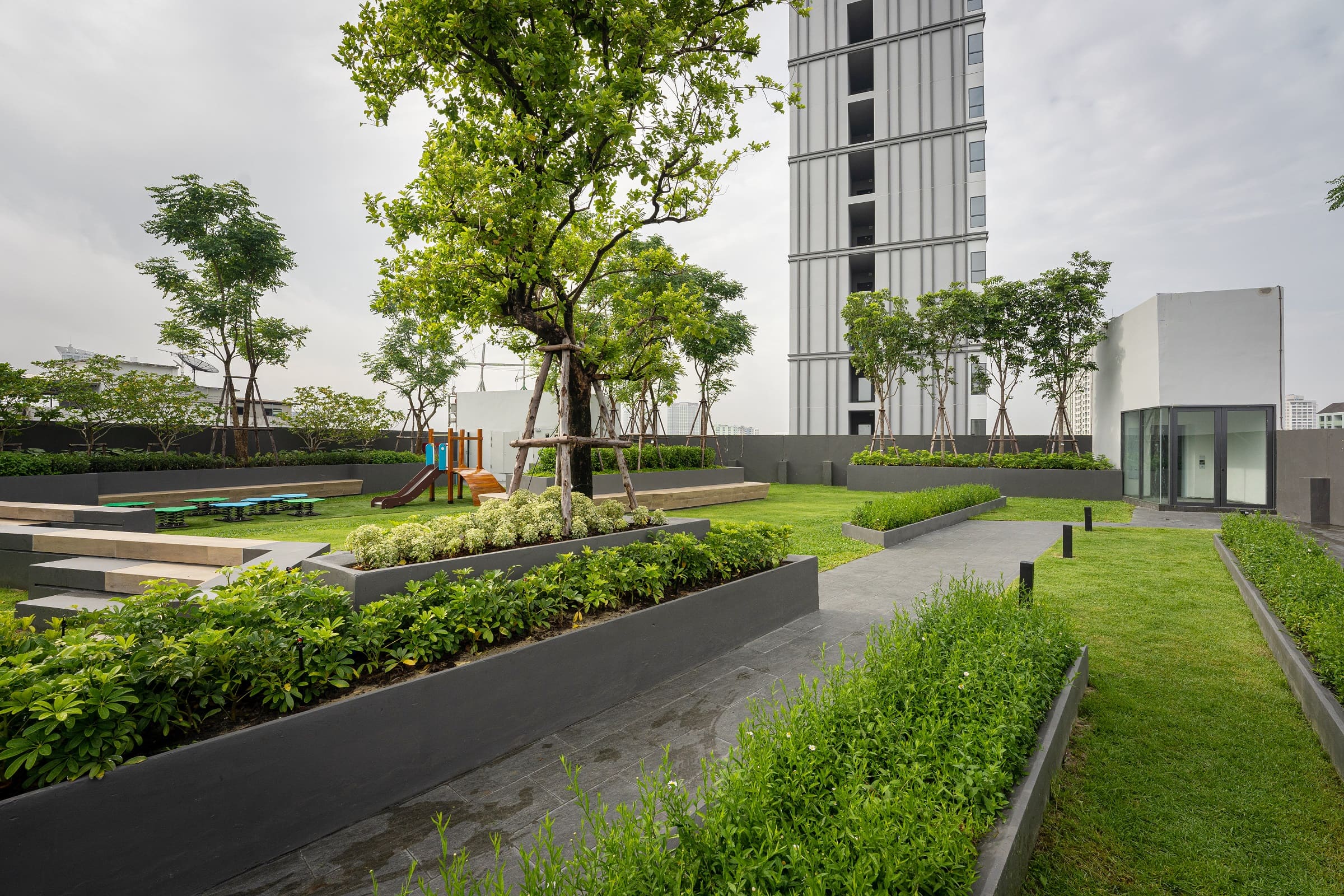 The Tree Huamak Interchange 3